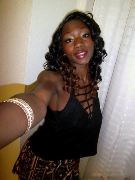 African Indian Wife Sharing nudes gallery