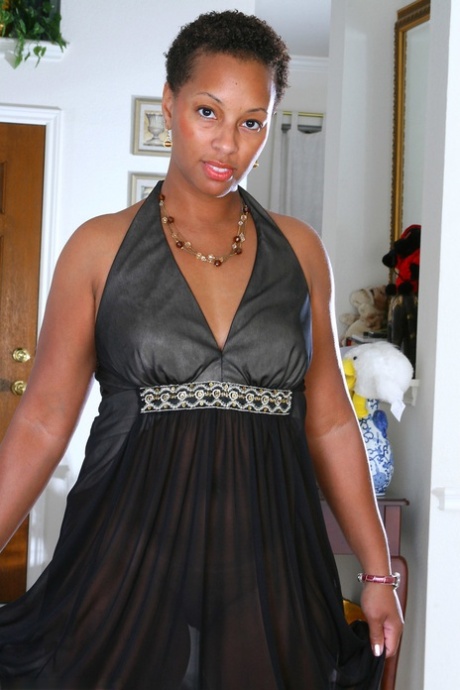 Black Trans Femdom sexy nude picture