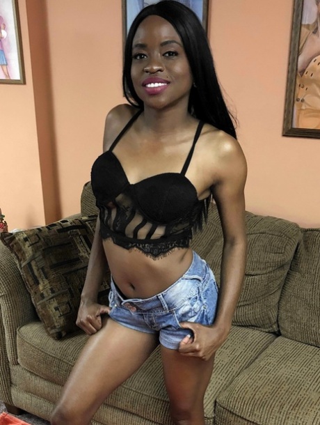 African Vanessa Blue Solo nudes photos